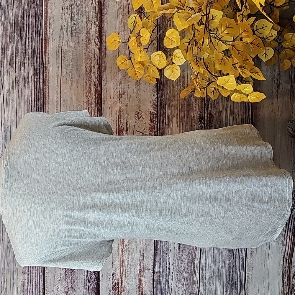 NEW INC INTERNATIONAL CONCEPTS GRAY STAR SHORT CAP SLEEVE PULLOVER TEE - Picture 6 of 12